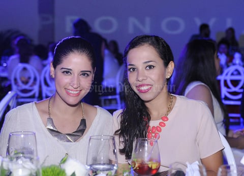 09102015 Karen y Marisol.