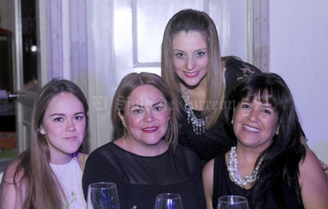 09102015 Arantza, Rocío, Flor y Edith.