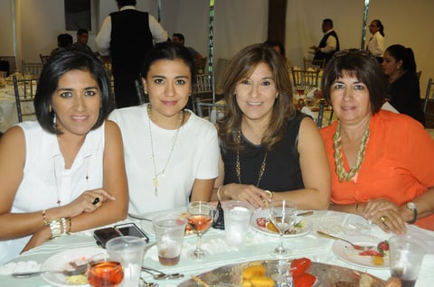Silvia, Guadalupe, Danais y Erika.