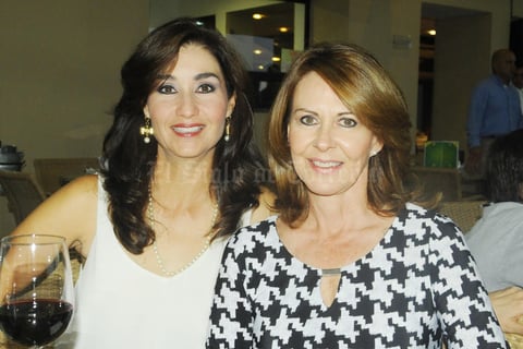 13102015 Mónica y Gabriela.