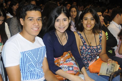 Jorge, Fátima y Rubí.