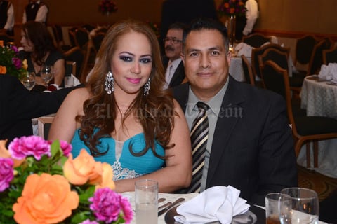 15102015 EN PAREJA.  María Dolores y Antonio.