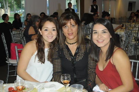 Caro Gamboa, Ana Cecilia Monárrez y Ana Gamboa