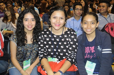 16102015 Valeria, Diana y Flor.