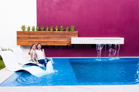 Regina y Renata 23