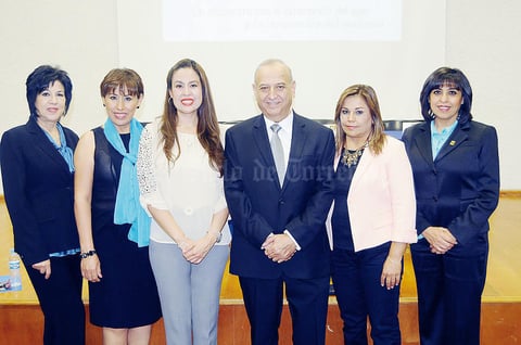 17102015 Liliana Acuña, Griselda Chávez, Mapi Holguín, Óscar Rodríguez, Lorena Argentina Medina y Zoila Delgadillo.