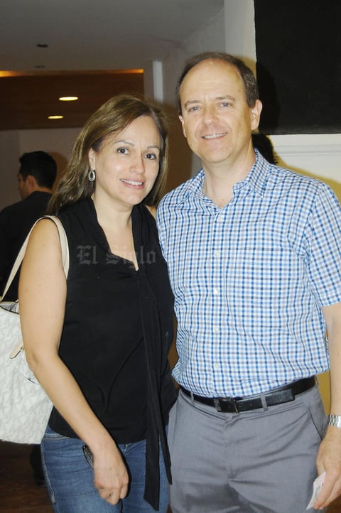 20102015 EN EL NAZAS.  Beatriz y Luis Arenal.