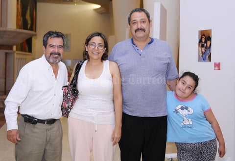 21102015 Ignacio, Natasha, Antonio y Gabriela.