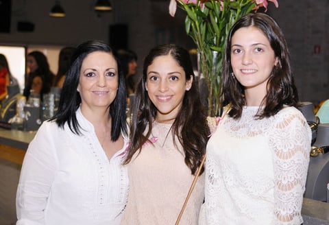 EN RECIENTE EVENTO. Luisa, Sofía y Maru