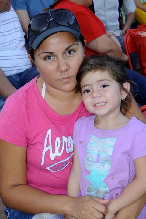 24102015 Miriam Murillo y Marijose Maldonado.