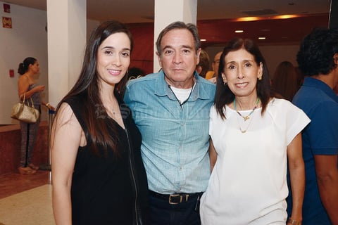 23102015 Marcela, Manolo y Martha.