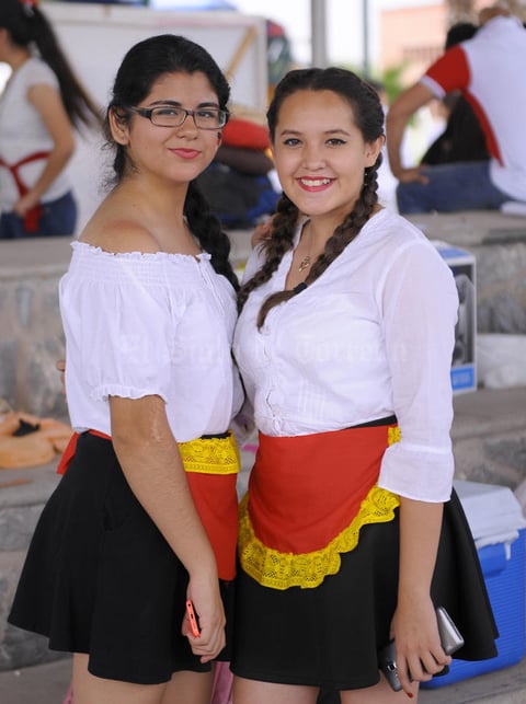 26102015 Joselyn y Oly.