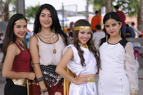 26102015 Frida, Karen, Miriam y Diana.