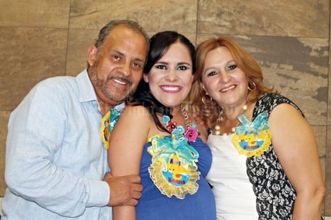 26102015 MUY GUAPAS.  Erika Sotomayor, Zara Facio y Geraldine Sotomayor.