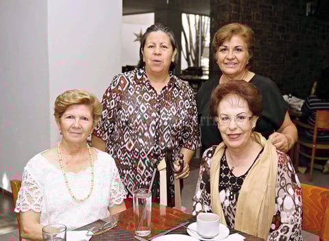 26102015 REUNIóN DE AMIGAS.  Luz Elena, Georgina, Lupita y Tere.