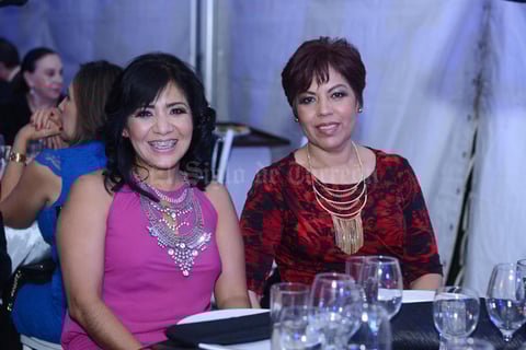 27102015 Jorge Emilio Murra Remusat y señora.