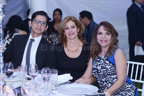 27102015 Estela y Adriana.