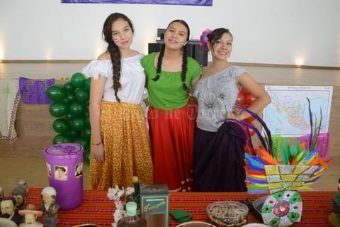 28102015 Paola, Valeria y Melissa.