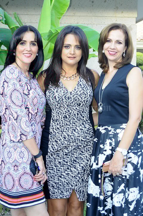 29102015 Maco, Paty y Clarisa.