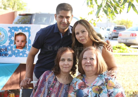 Gloria, Nancy, Erika y Salvador
