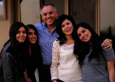 Cecy, Cecy, Fernando, Sofía y Marcela