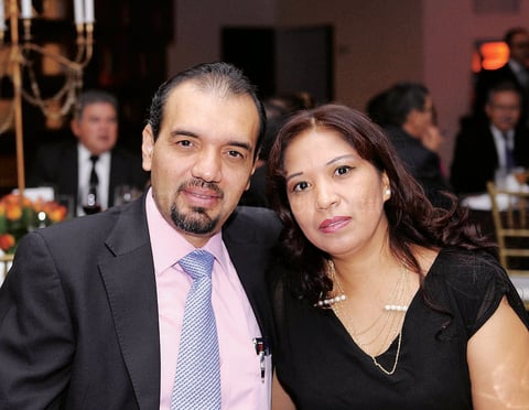 01112015 Gabriela y Andrés Venegas.