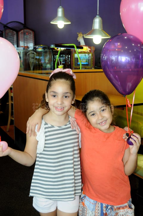 03112015 Sofy y Elsie.