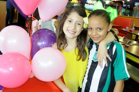 03112015 Frida y Valeria.