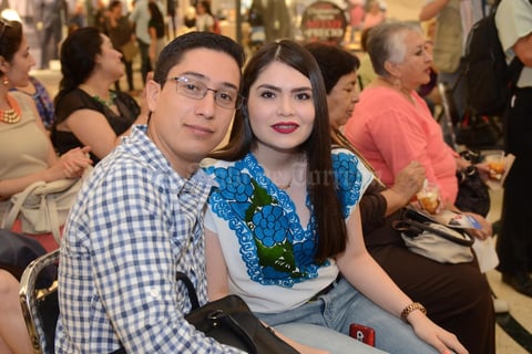 06112015 Esteban y Keysie.