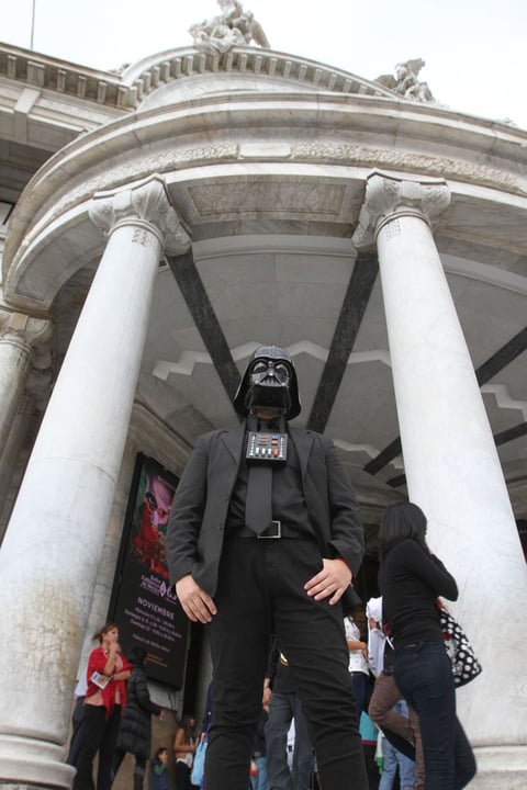 Fanáticos de Star Wars se reunieron en el Palacio de Bellas Artes.