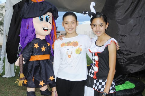 09112015 Michelle y Paola.