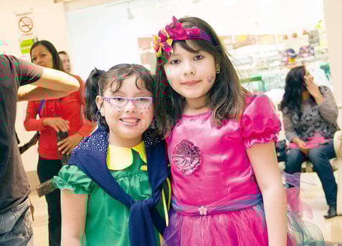 08112015 Ana Sofía y Helen.