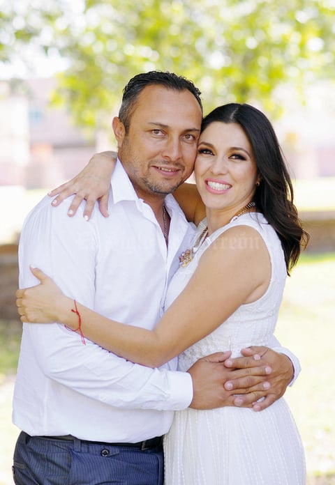 08112015 EN PAREJA.  Luis y Marisol.