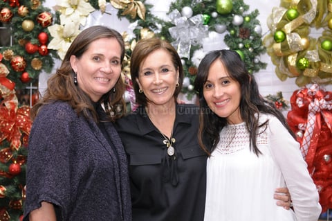 Consuelo, María Esther y Mónica