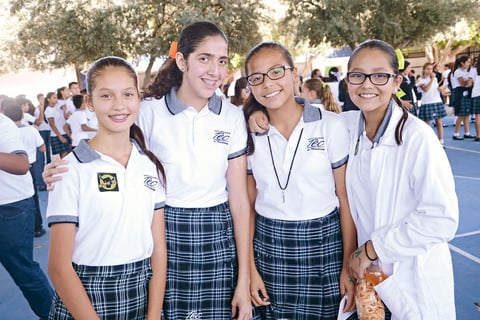 14112015 EXALUMNAS SE REúNEN.  Lupita Herrera, Luz Mary Guerrero, Paquita Morales, Laura Pérez, Martha Seáñez, Tere Hernández y Paty Castrillón.