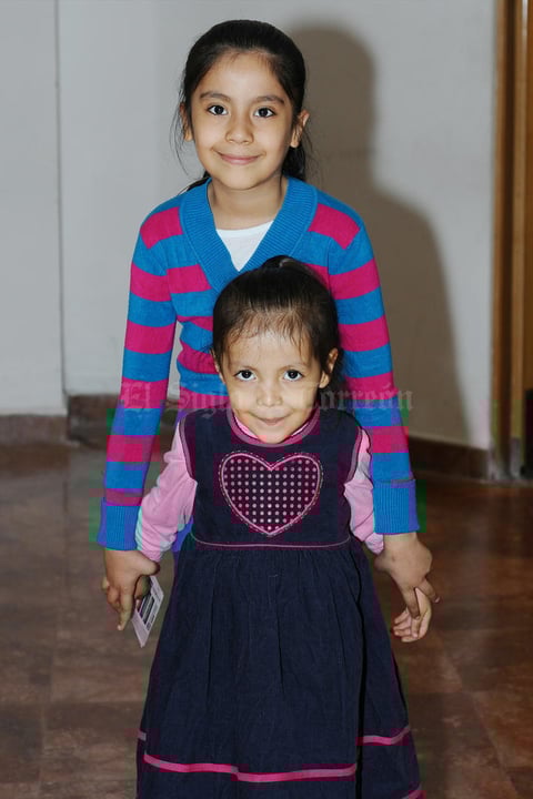 16112015 Alondra y Camila.