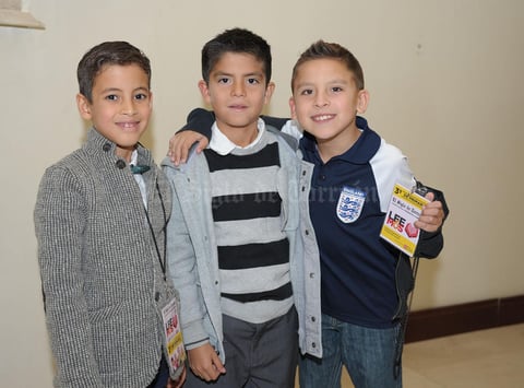 19112015 Gael, Yael y Darío, del Colegio Madison.