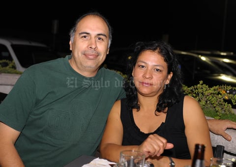 20112015 EN PAREJA.  Nacho y Sanjuana.