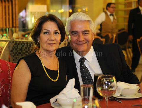 25112015 Maru y Luis.