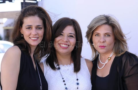 26112015 EN RECIENTE FESTEJO.  Ale, Cecilia y Alejandra.