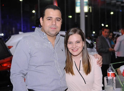 27112015 EN PAREJA.  Jorge y Martha.