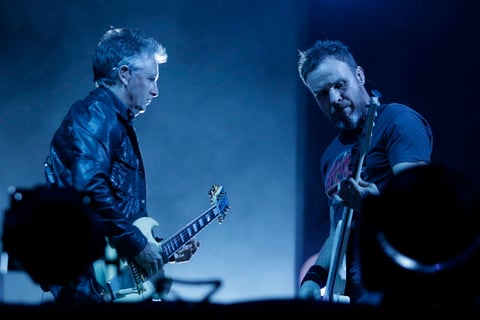 Pearl Jam incluyó canciones como Imagine, de John Lennon, y Comfortably Numb, de Pink Floyd, como hizo en sus últimas presentaciones después de los atentados terroristas en Francia.