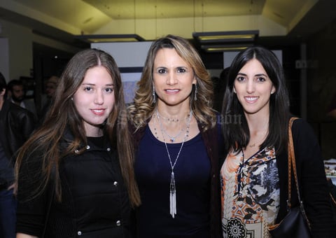 03122015 Larisa, Claudia y Ale.