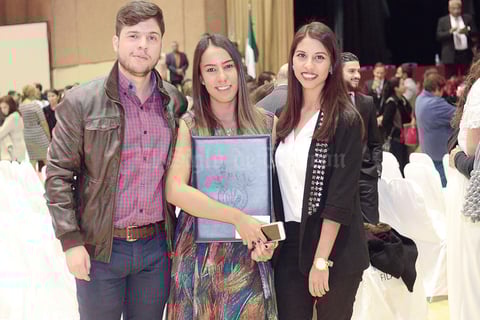 06122015 Alfonso, Marlen y Natalia.