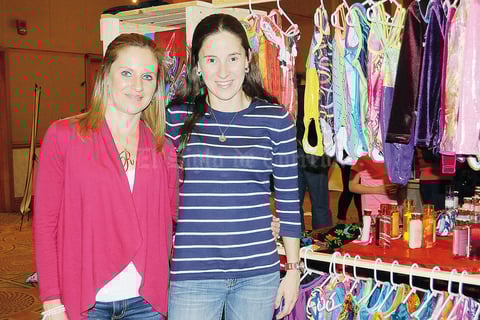 06122015 EN RECIENTE EVENTO.  Cecilia y Rosy Ramos.