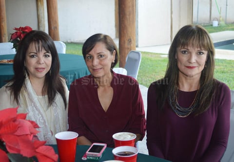 08122015 Elvira, Martha y Lucía.