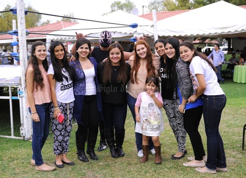 Fanny, Jessy, Ileana, Vale, Alex, Ashley, Griselda, Jocelyn y Adriana