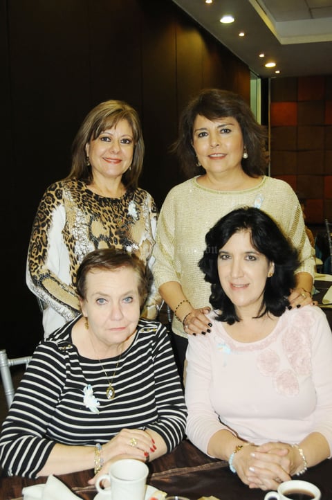 Mariololi de Garza, Patricia de Salazar, Maru de Félix y Roxana de Ramírez
