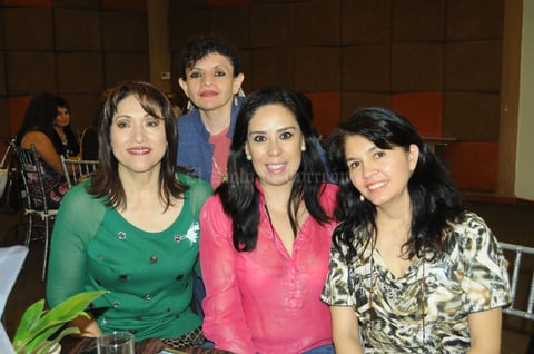 Mercedes, Ruth, Patricia y Adriana