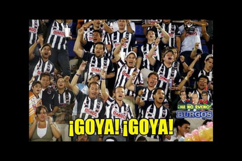 Afición de Rayados alentaron a los Pumas en todo el encuentro.